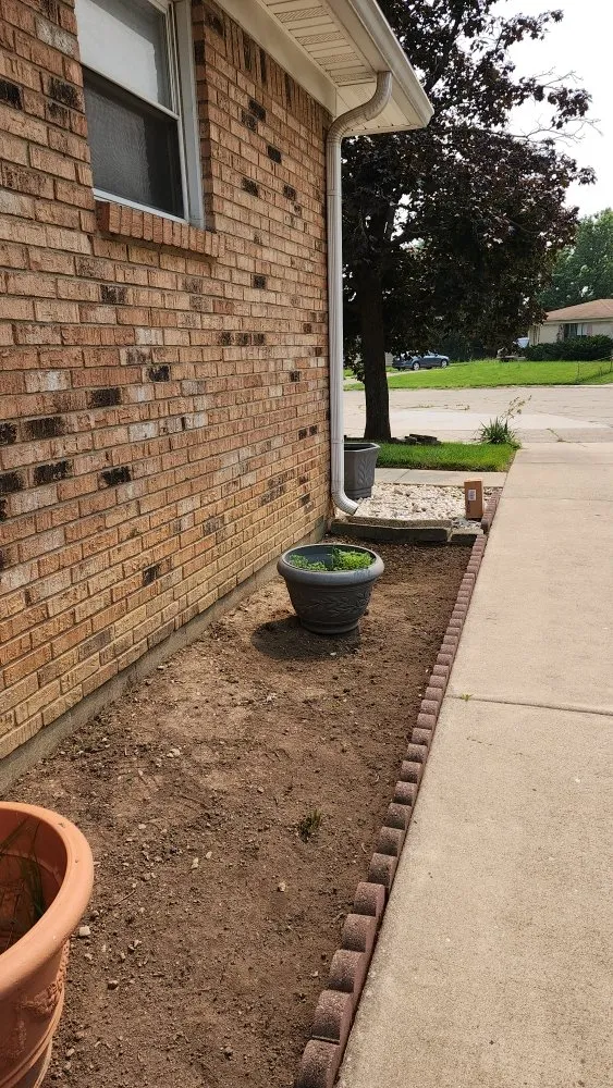 Affordable yard cleanup service experts serving Indianapolis, IN - Bad Boyz Lawn Maintenance