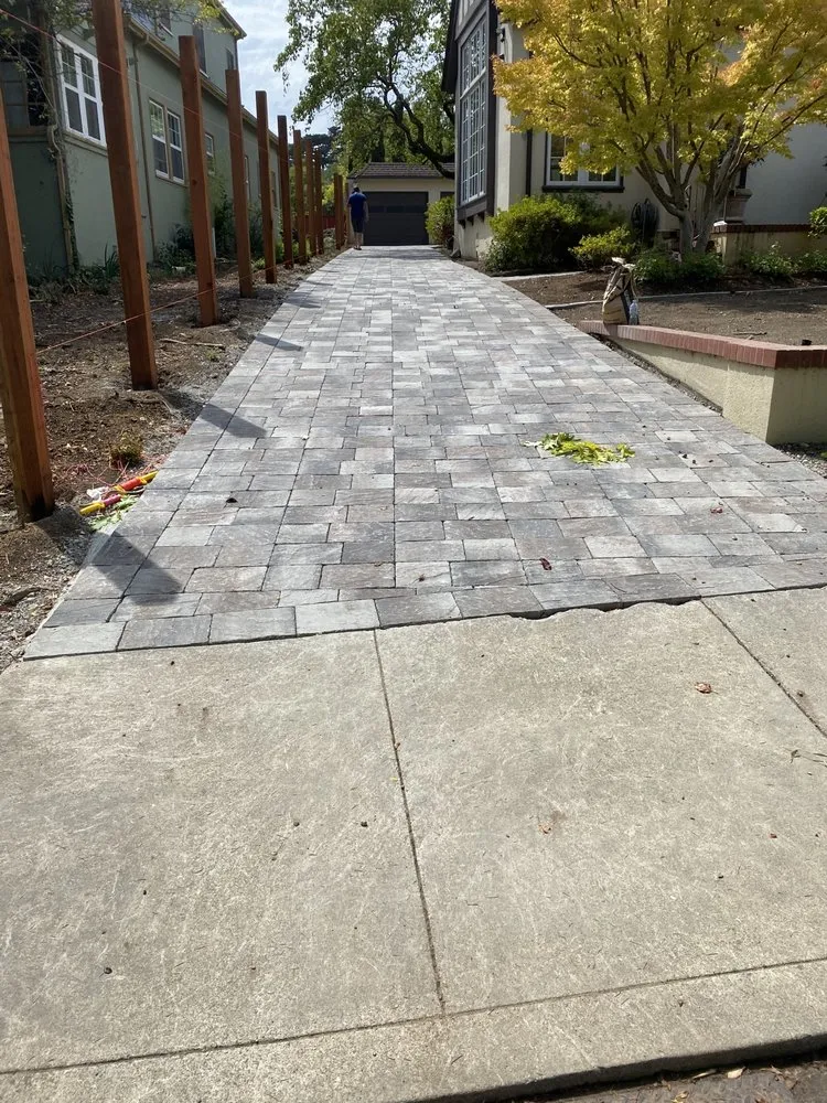 Professional garden landscaping in San Jose, CA - Baez Concrete and Demolition