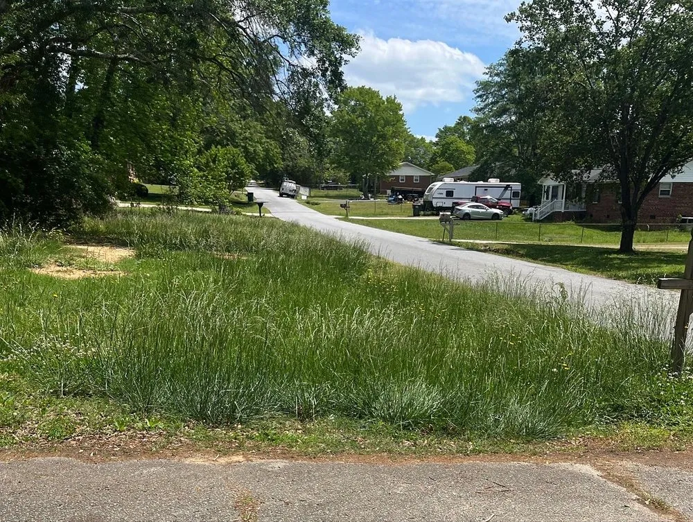 Expert lawn mowing service near you across Spartanburg, SC - Bagwell & Smith Landscaping