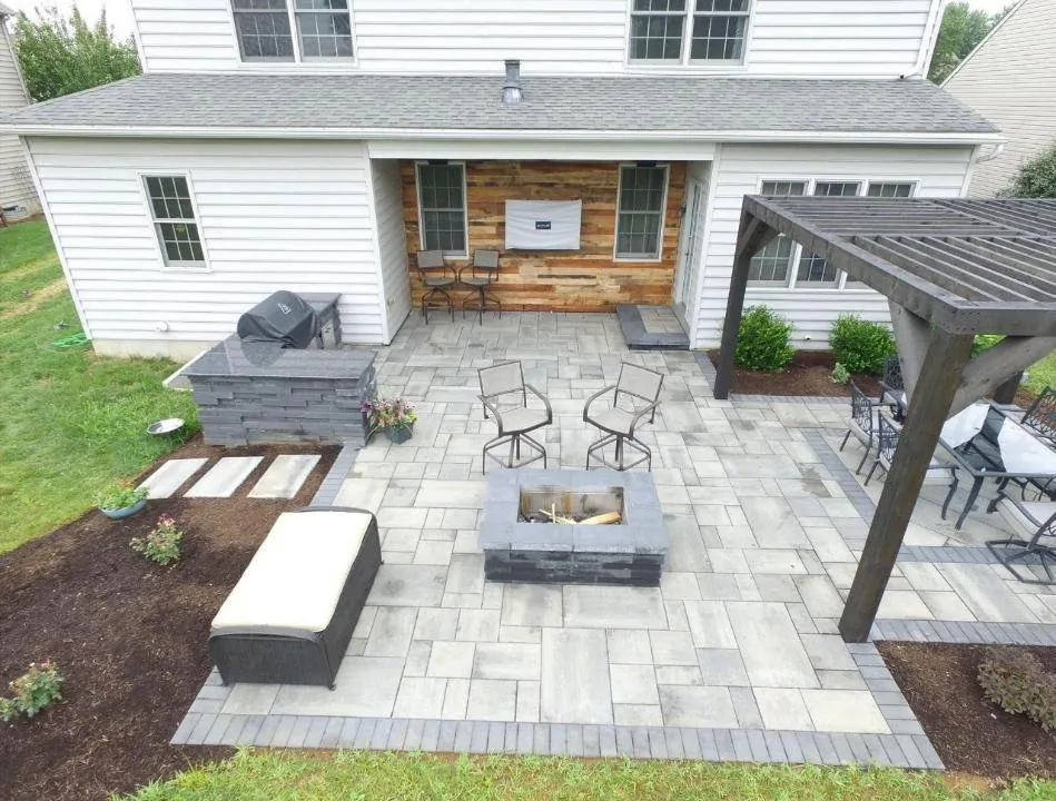 Trusted outdoor landscaping in Omaha, NE by Bahena Landscaping