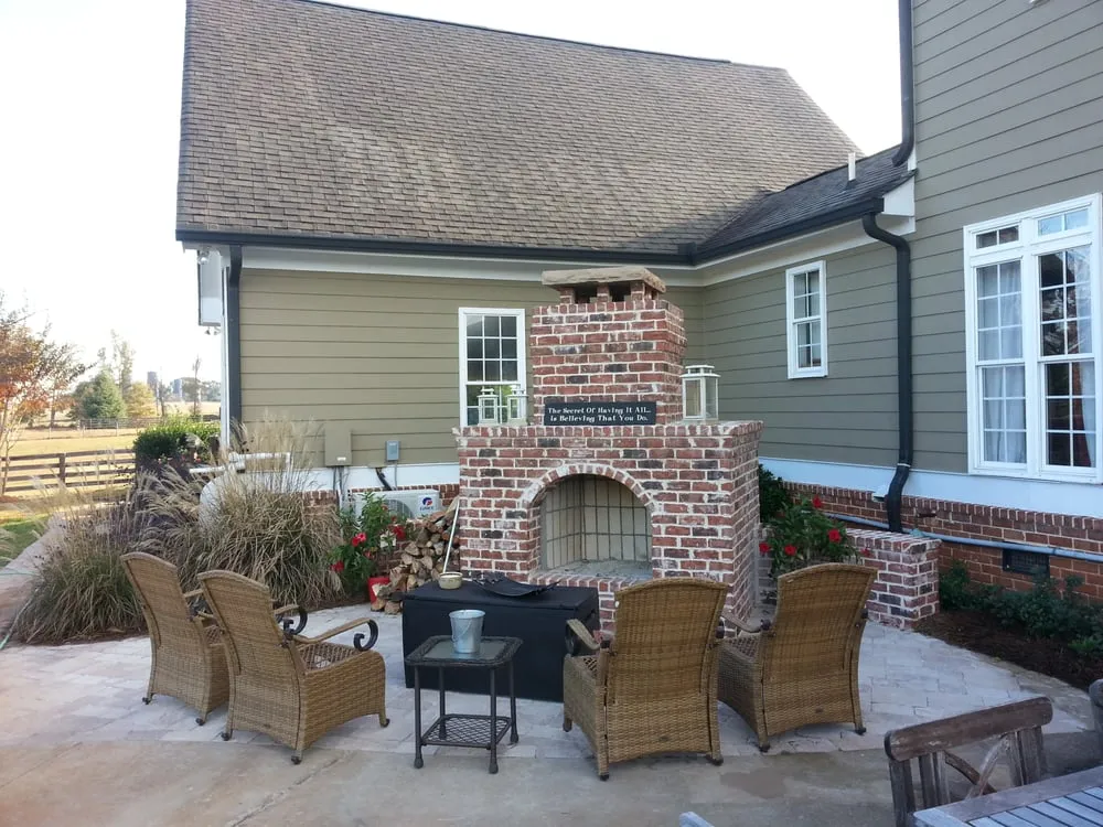 Custom lawn care service experts serving Loganville, GA - Bailey Construction & Landscaping