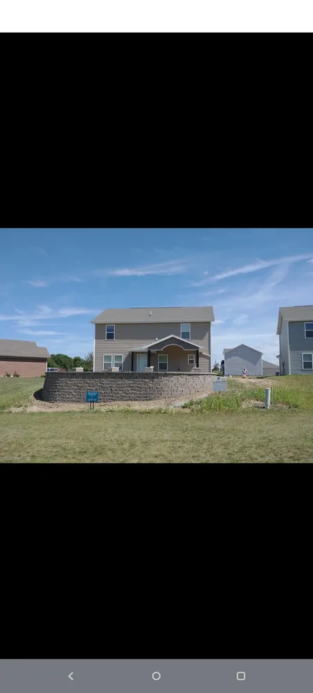 Custom landscaping services in Eaton, IN by Bailey Hardscape