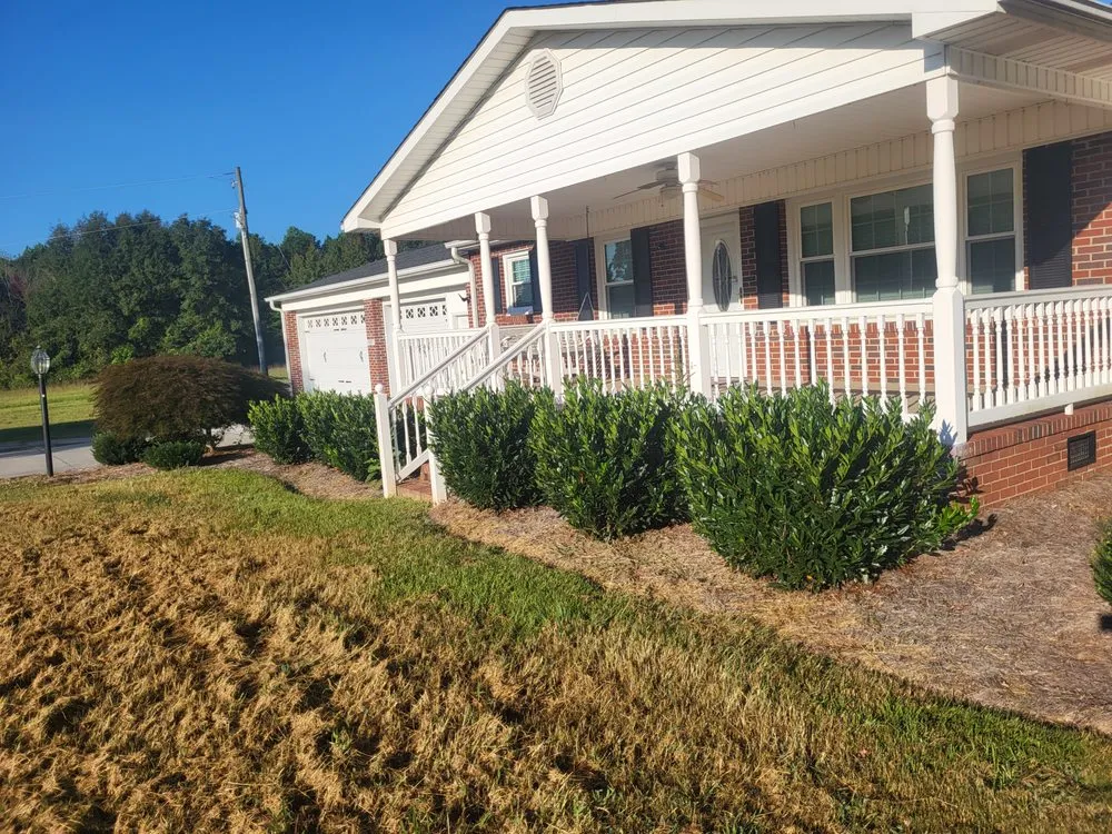 Local lawn mowing service in Woodruff, SC - Baileys Land Soultions