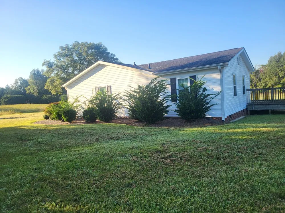 Custom landscape installation experts serving Woodruff, SC - Baileys Land Soultions