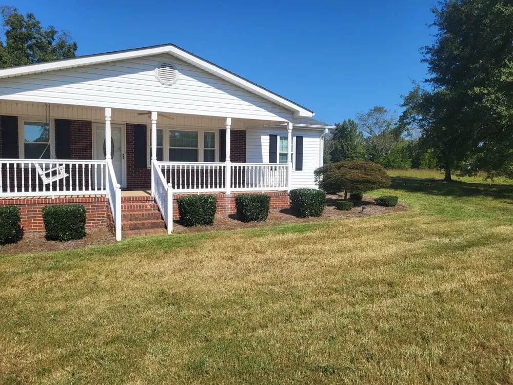 Local yard cleanup service near you in Woodruff, SC by Baileys Land Soultions