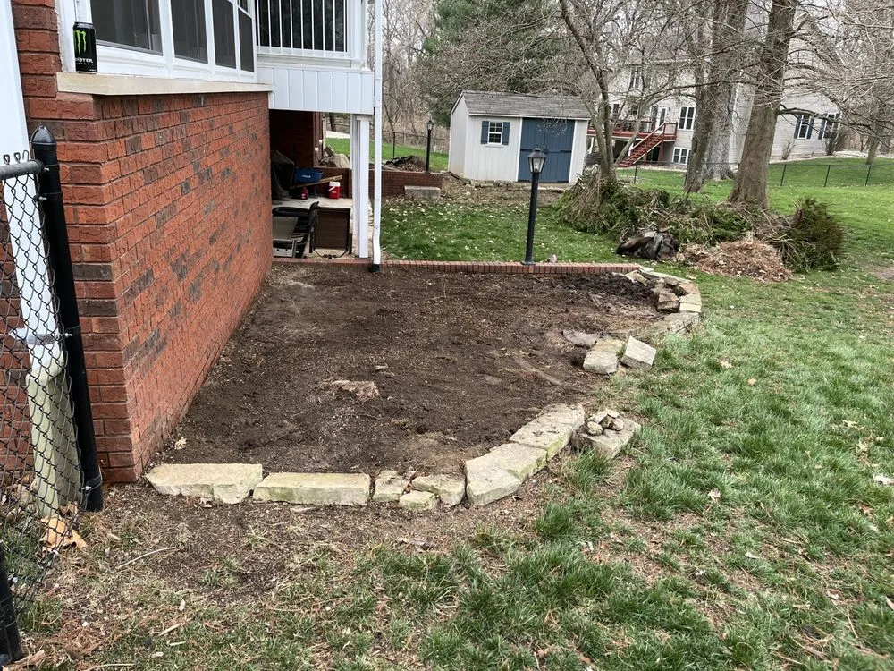 Local lawn care service in Granite City, IL by Baileys Landscape & Design