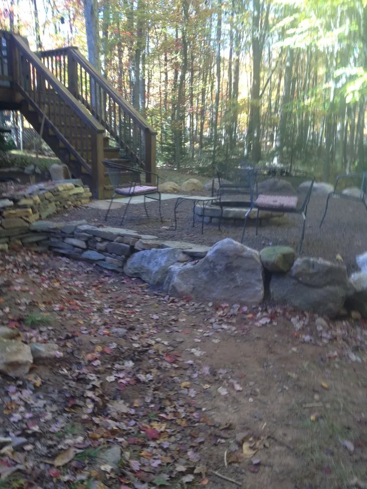 Affordable yard maintenance in Jim Thorpe, PA by Baileys Landscaping & Hardscape