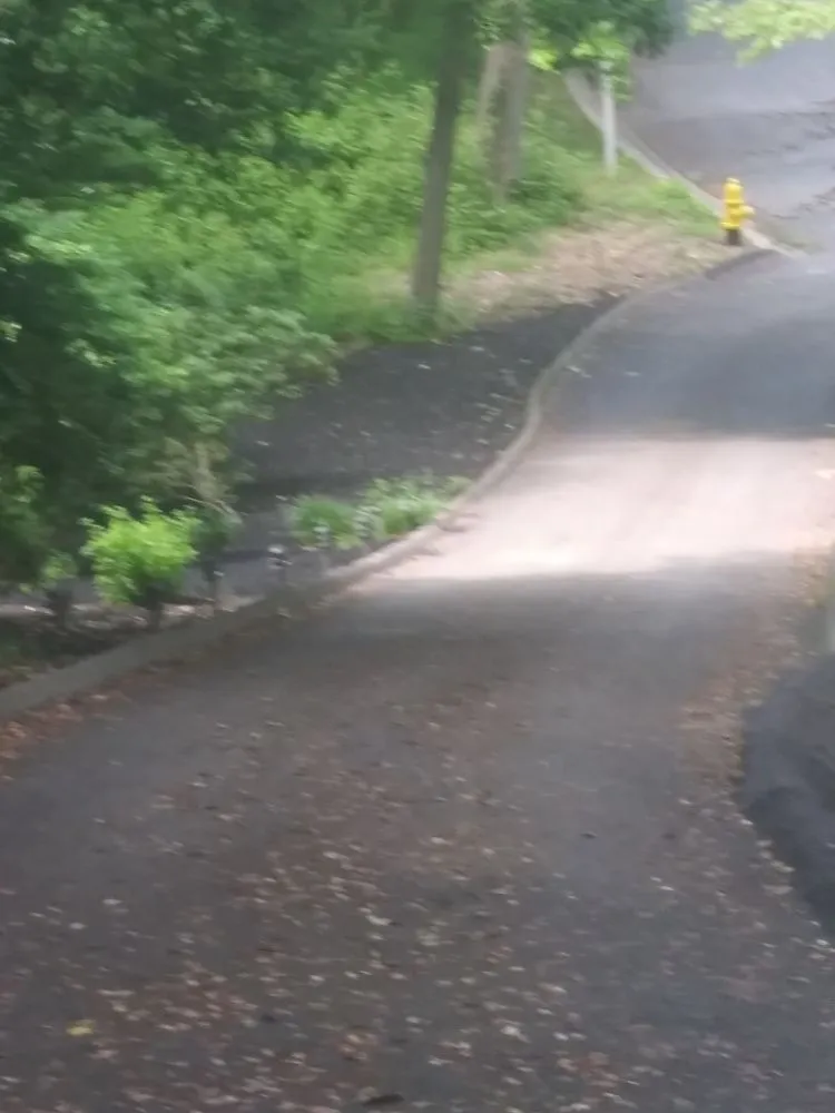 Reliable yard maintenance for beautiful yards in Edgewood, MD by BAJ Landscaping