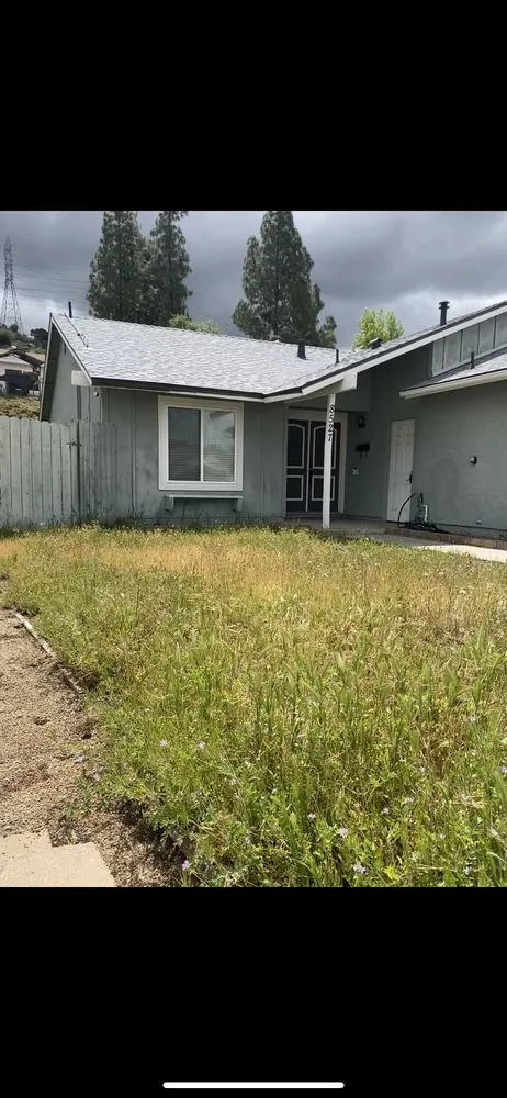 Custom yard cleanup service for beautiful yards in Lakeside, CA by Baker Abatement