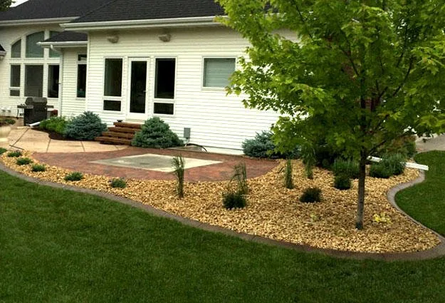 Reliable outdoor landscaping experts serving Fargo, ND - Baker Garden & Gift