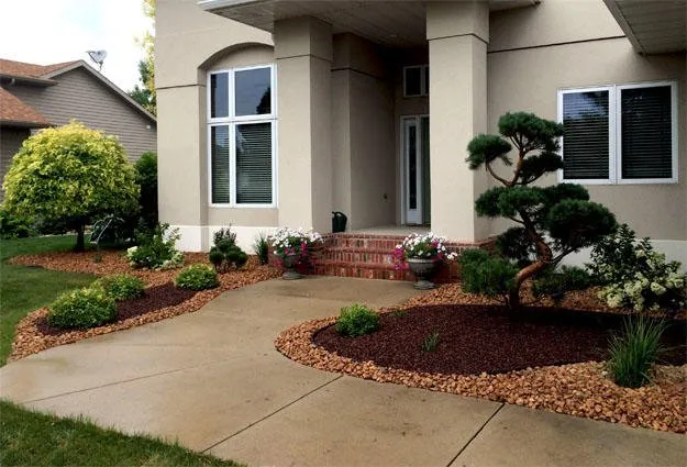 Custom garden landscaping experts serving Fargo, ND - Baker Garden & Gift
