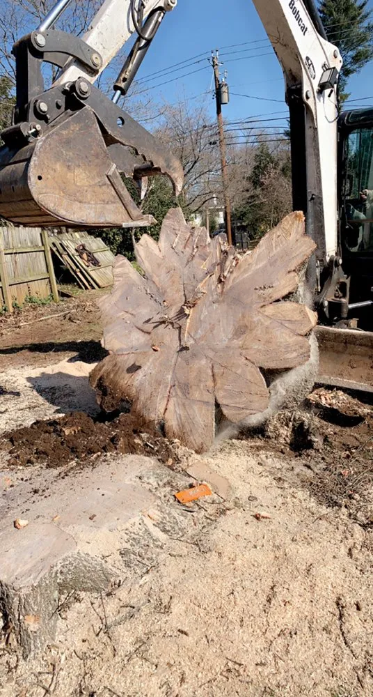 Expert outdoor landscaping near you across Maryville, TN - Baker groundwork's