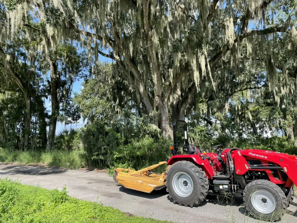 Expert landscape installation in Mulberry, FL - Bakers All Around Tree Service