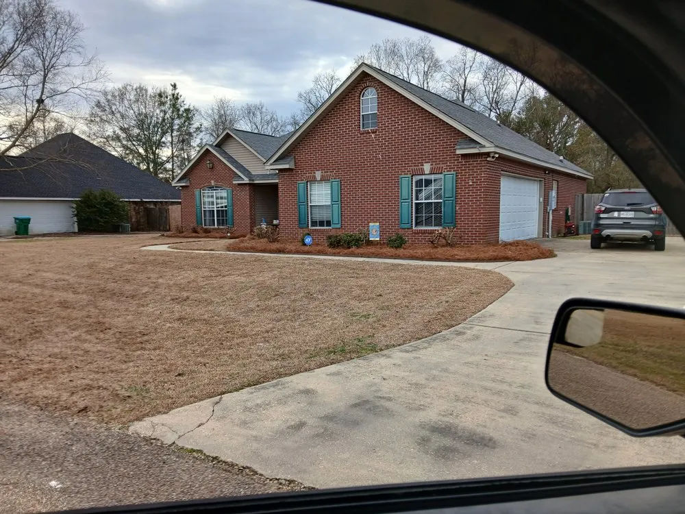 Trusted landscaping services in Hattiesburg, MS - Bakers Lawn Service