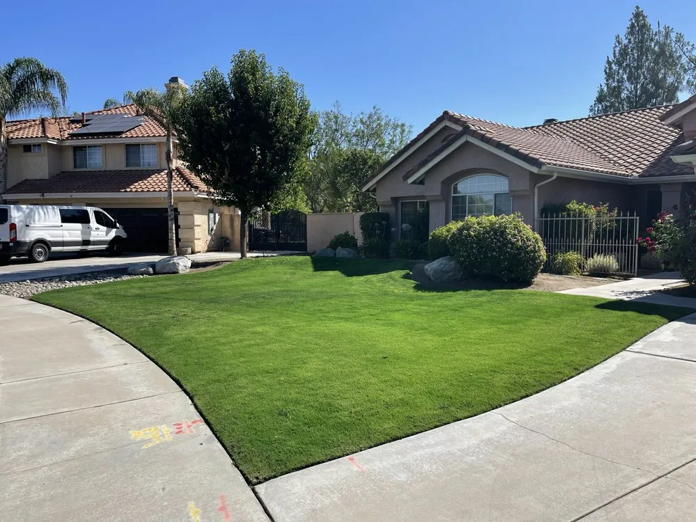 Trusted garden landscaping in Bakersfield, CA by Bakersfield Lawn Painting