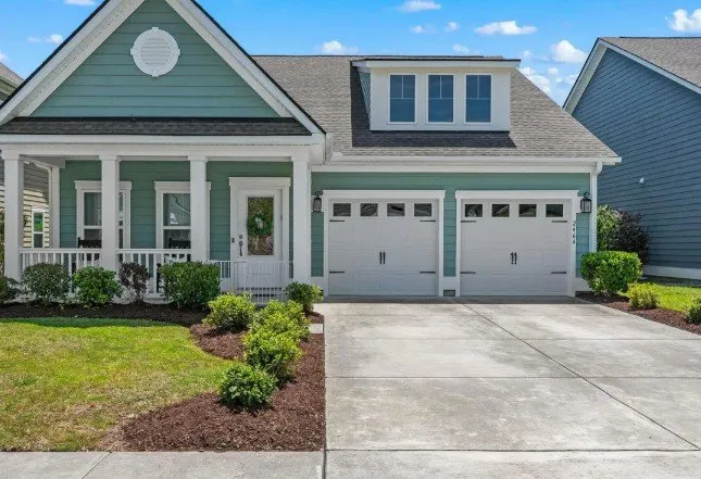 Expert garden landscaping in Myrtle Beach, SC by Bakerss Services