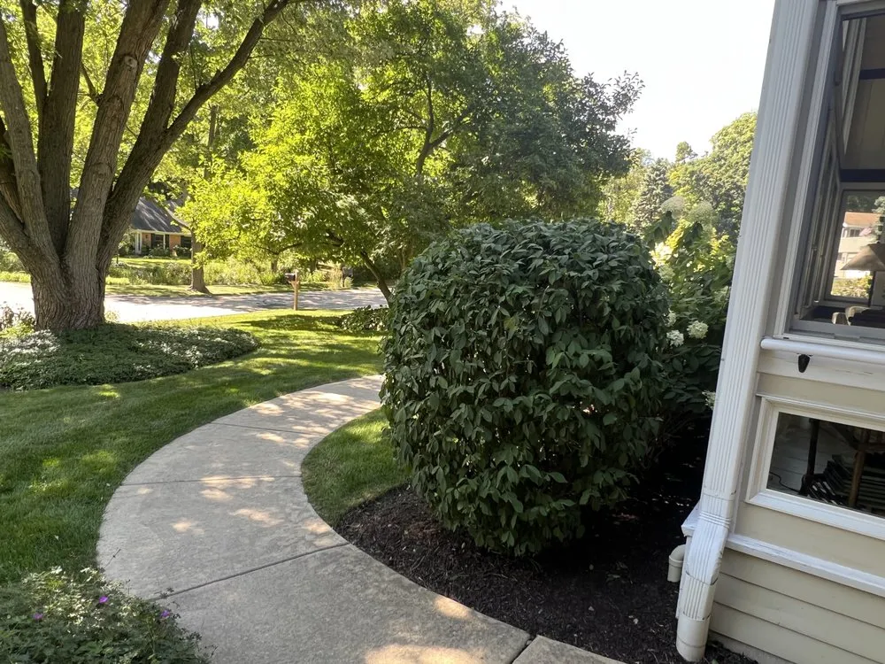 Top-rated lawn mowing service for residential properties across Lake Geneva, WI - Baldi Lawn Service