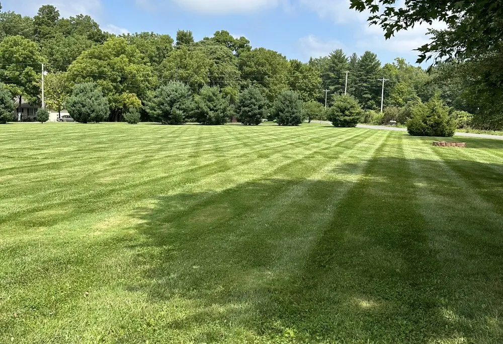 Affordable garden landscaping experts serving Martinsville, IN - Bales Lawn Maintenance