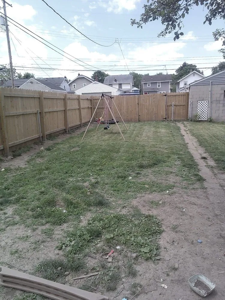 Expert yard cleanup service for homes across Columbus, OH - Ball Mulching & Mowing Services