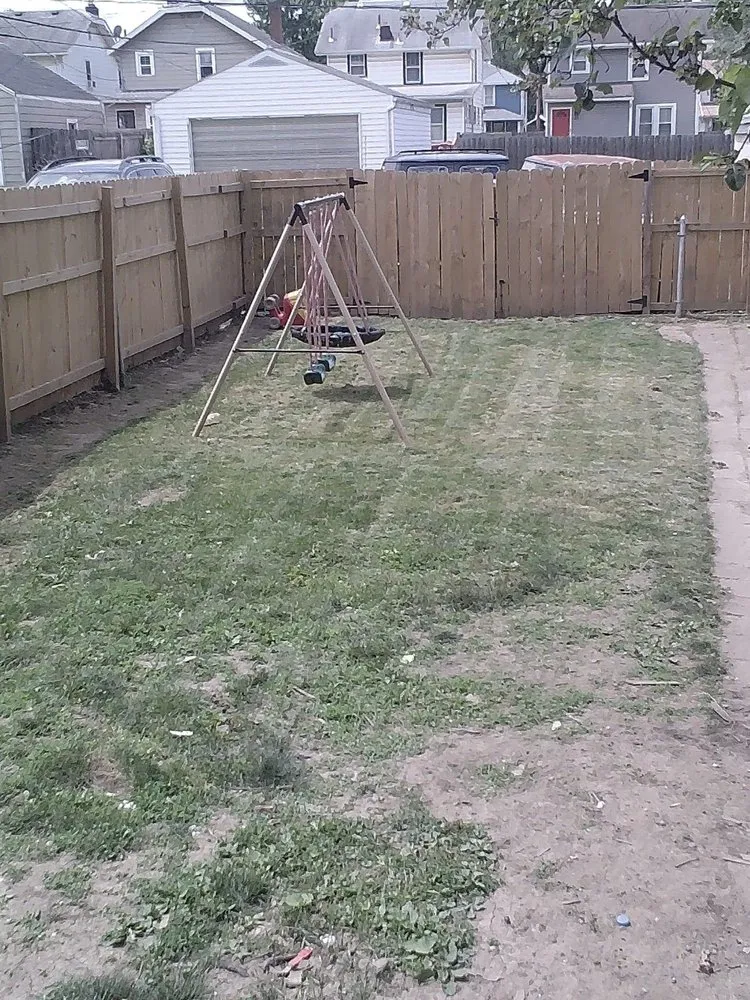 Professional yard cleanup service in Columbus, OH - Ball Mulching & Mowing Services