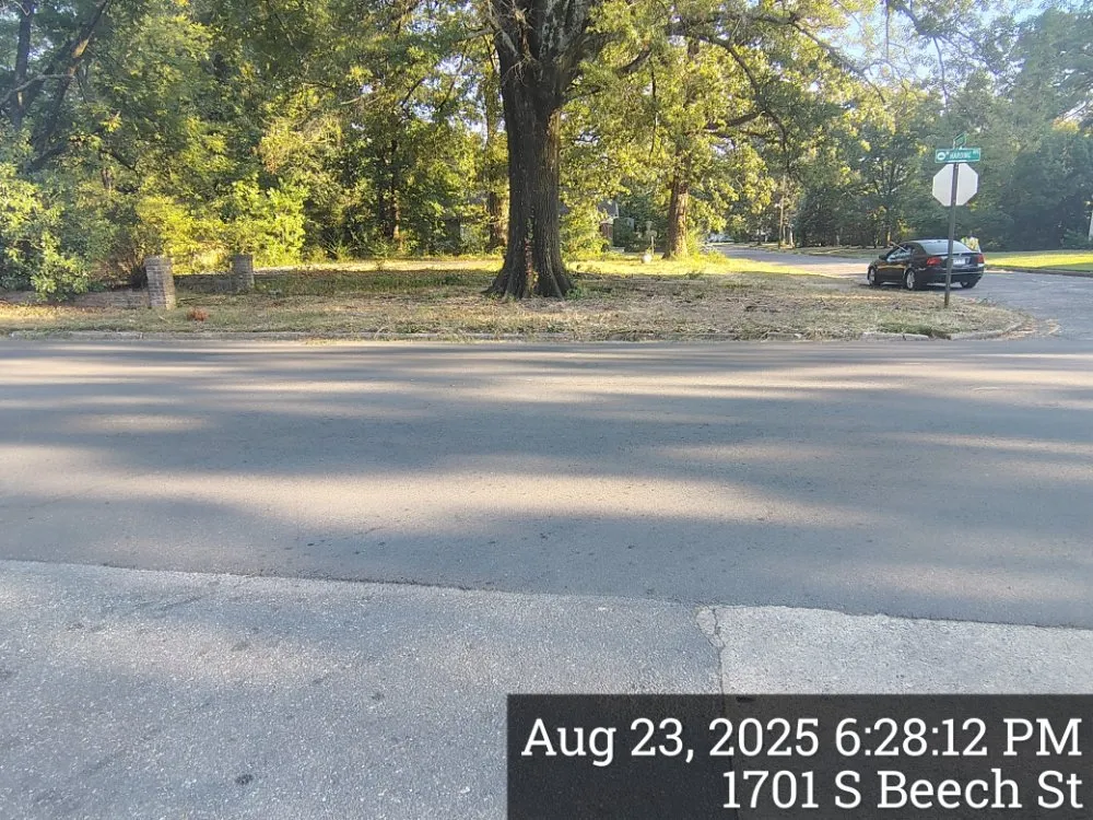 Affordable residential landscaping in Pine Bluff, AR - Balla Moving & Lawn Indulgence