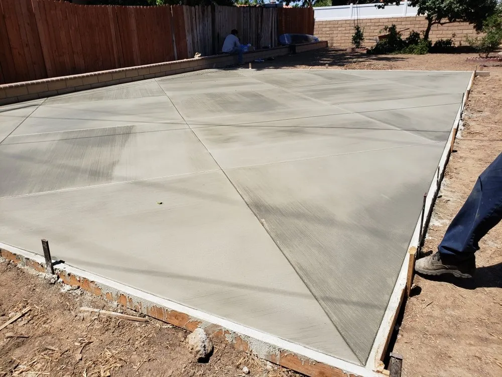 Expert outdoor landscaping for homes in Riverside, CA by Ballinas Tree and Landscaping Service