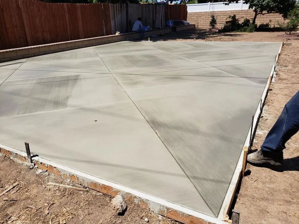 Professional lawn mowing service in Riverside, CA by Ballinas Tree and Landscaping Service