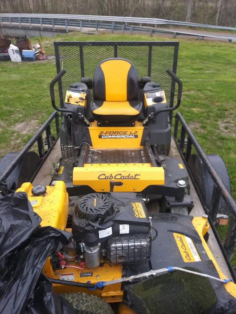 Custom lawn mowing service experts serving Saint Joseph, MO - Bally Lawncare