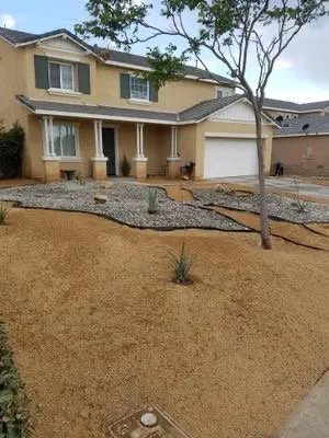 Local lawn care service in Littlerock, CA by Baltazar’s Lanscaping