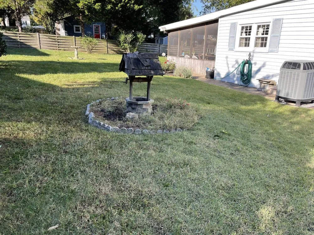 Custom yard cleanup service in Halethorpe, MD by Baltimore Highlands Lawn Boy