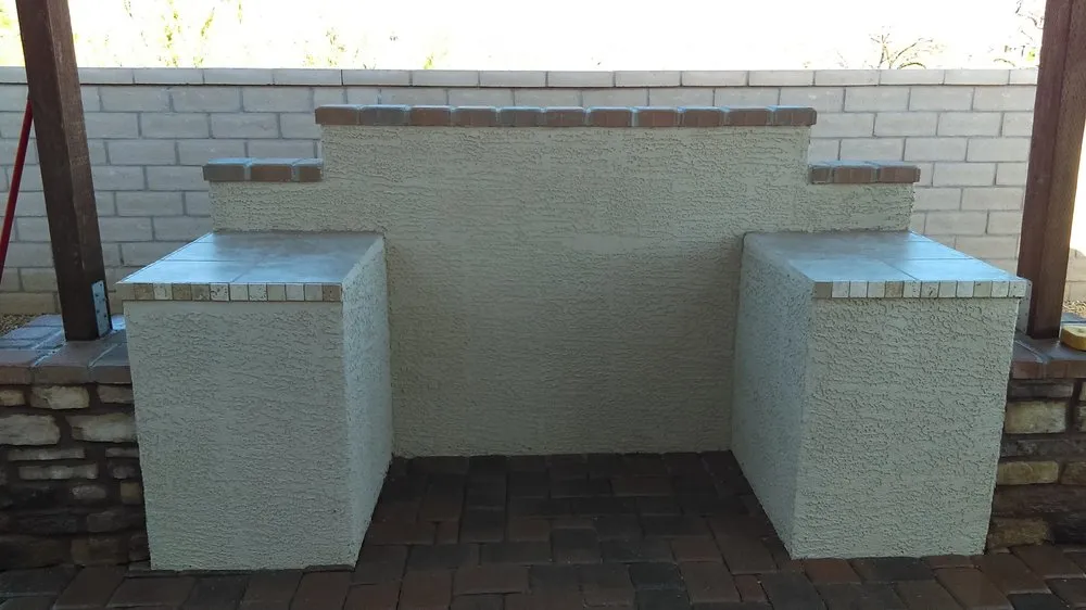 Reliable lawn care service experts serving Tucson, AZ - BAM Landscaping and Masonry