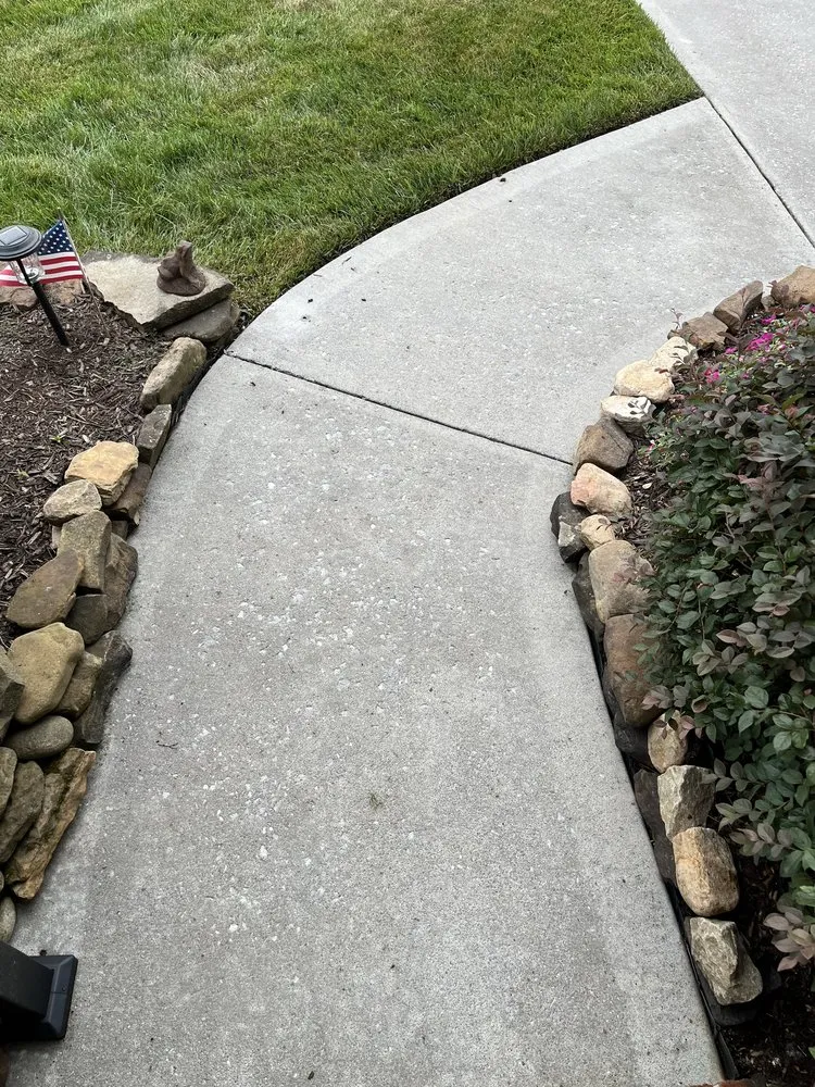 Professional lawn care service near you across Farragut, TN - BAM Solutions