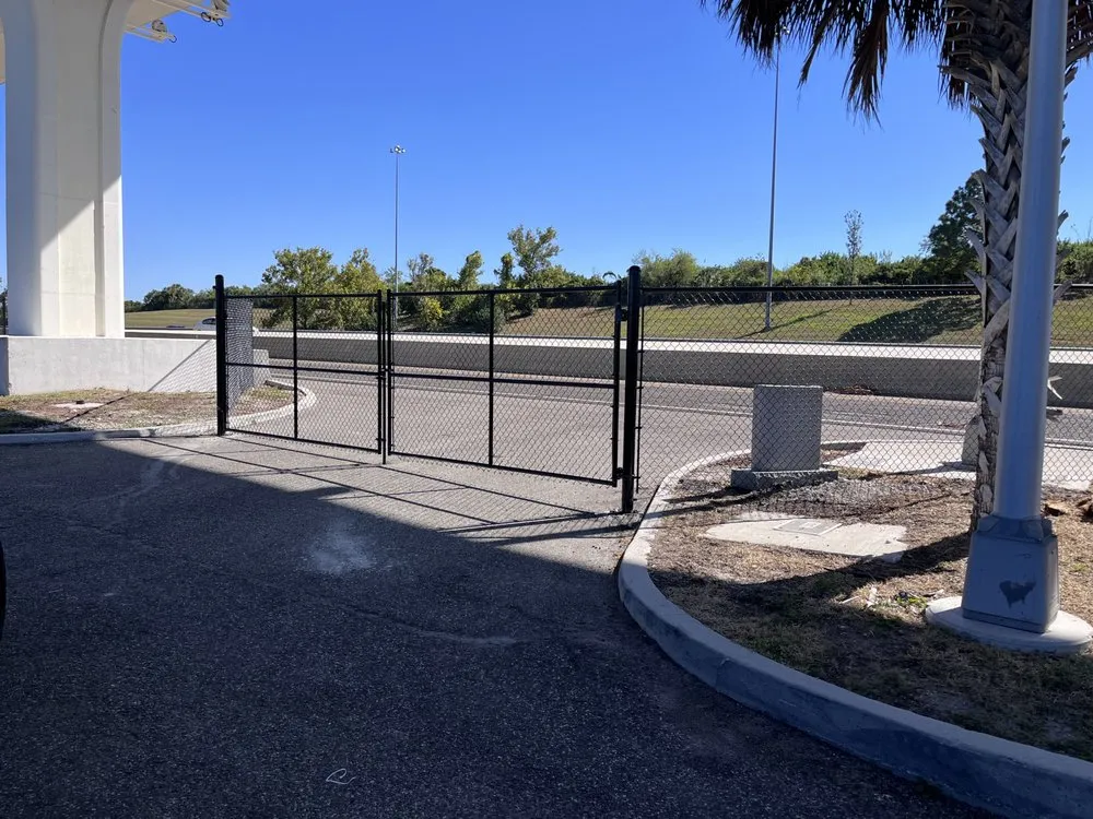 Local garden landscaping experts serving Brandon, FL - BamCo Fence