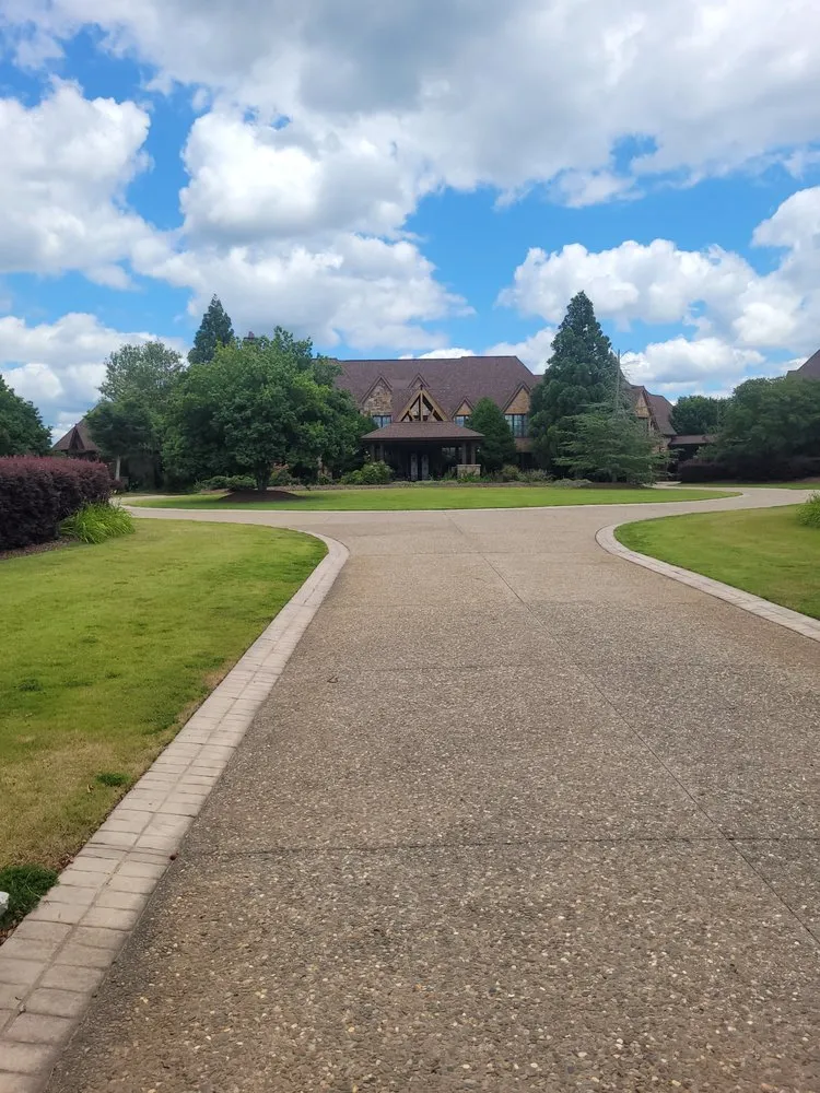 Expert lawn care service in Anniston, AL by Bandits Lawn care