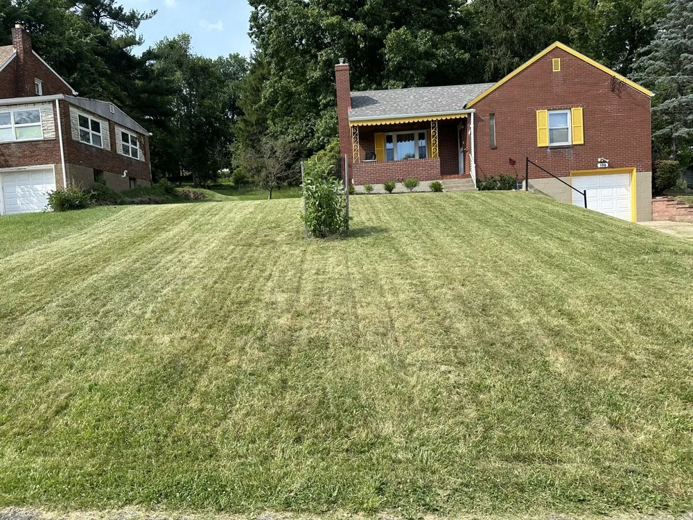 Professional garden landscaping in Pittsburgh, PA - Banks Landscaping