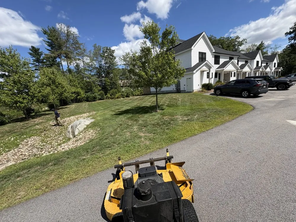 Trusted lawn care service in Manchester, NH by Banks Lawn Service