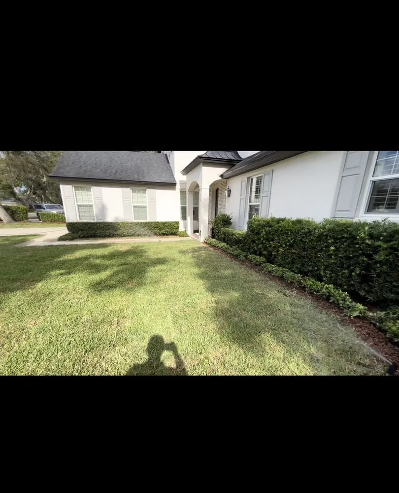 Professional lawn mowing service in Maitland, FL - Banks Ridge Landscaping