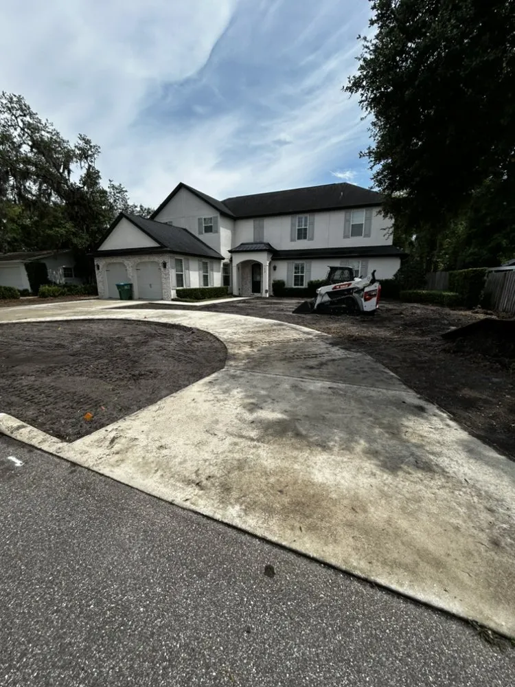 Professional lawn care service in Maitland, FL by Banks Ridge Landscaping