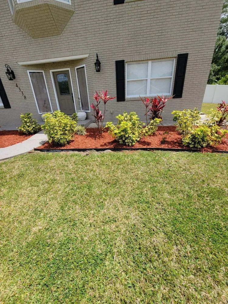 Trusted yard cleanup service for homes in Wahneta, FL by Bankston’s Lawn Care