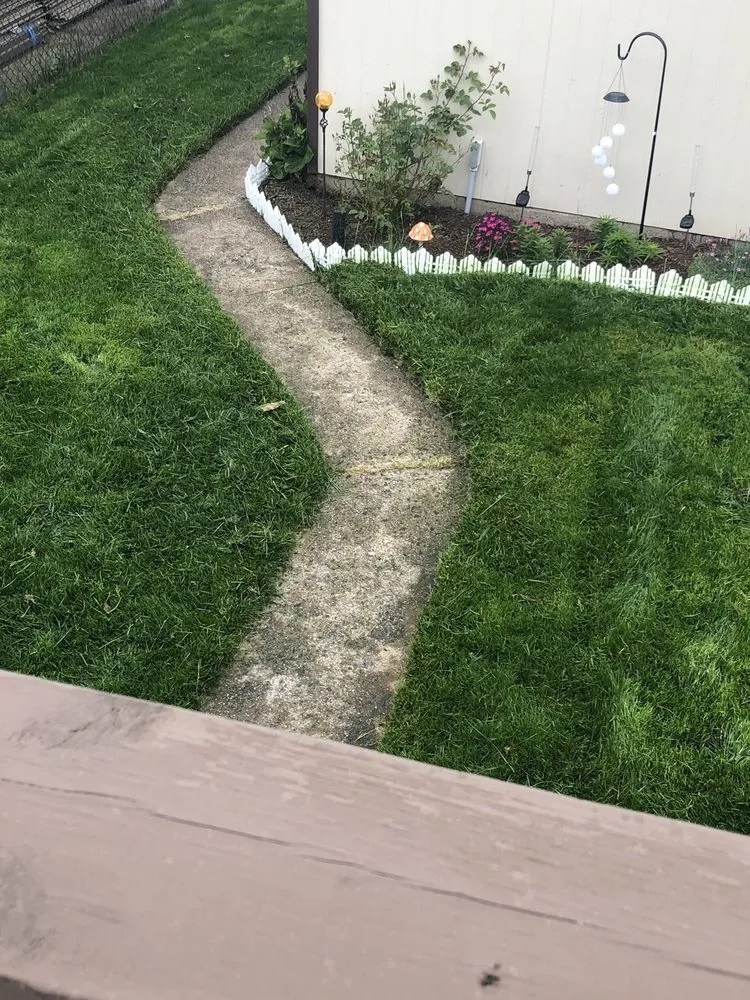 Professional yard maintenance in Norwood, PA - Bannan Landscaping Services