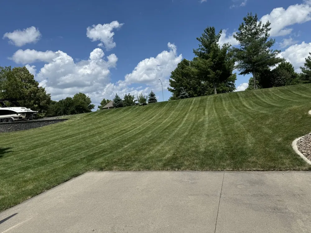 Top-rated yard cleanup service with custom design across Grimes, IA - Banta's Quality Lawn Care