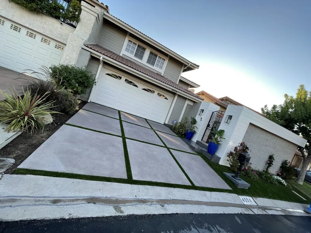 Professional landscape design in Culver City, CA by Banuelos Landscape