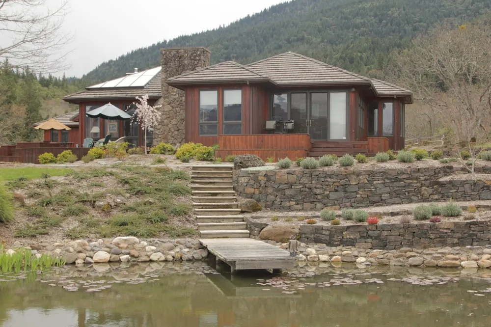 Reliable garden landscaping with custom design across Ashland, OR - Banyan Tree Landscape Construction