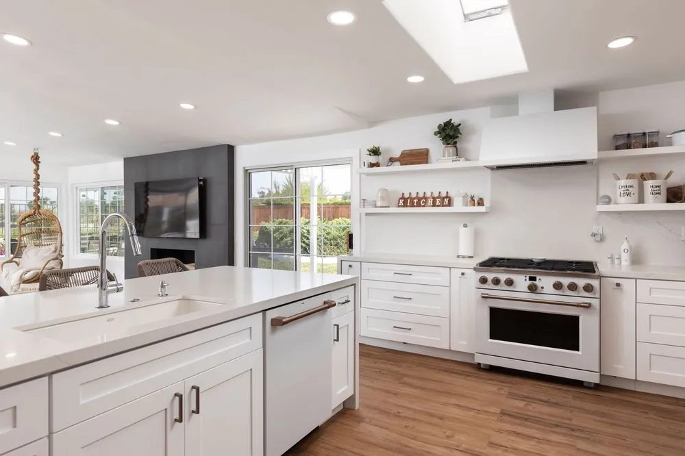 Professional yard cleanup service in Laguna Hills, CA by Baraca Remodeling