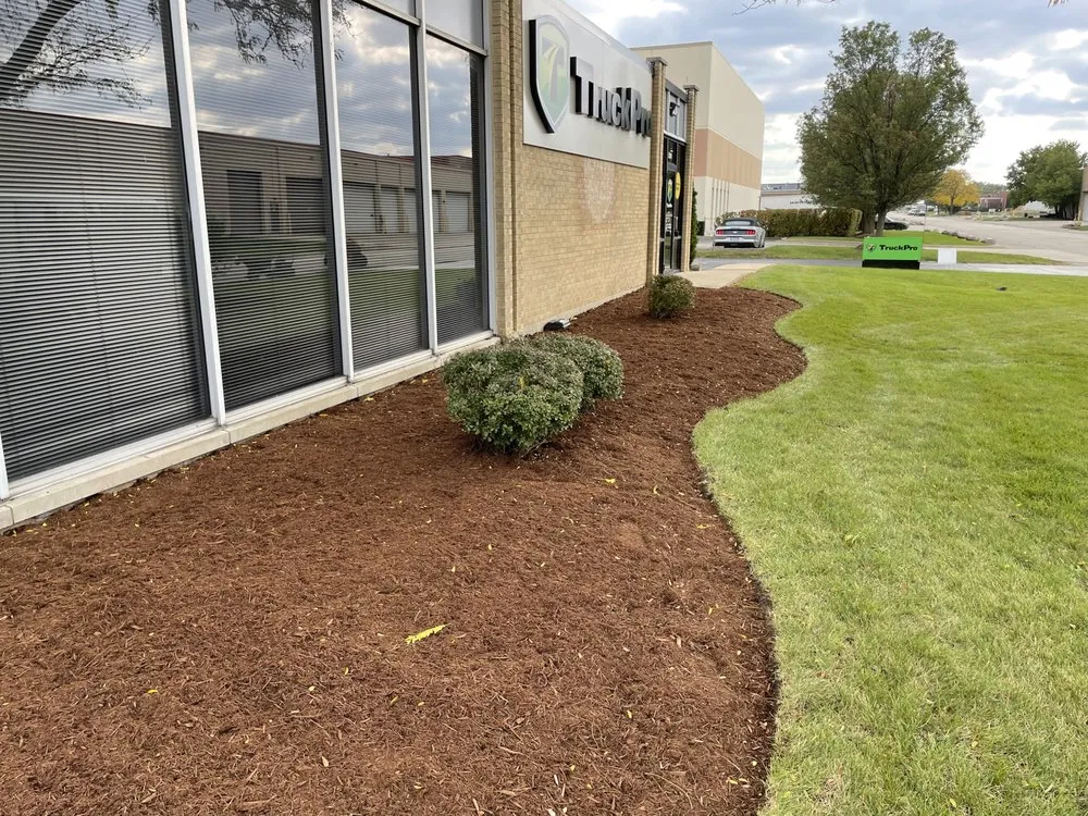 Affordable garden landscaping experts serving Cicero, IL - Barajas Landscaping and Snow Removal