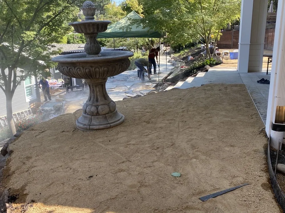 Custom outdoor landscaping in Walnut Creek, CA by Barajas Landscaping