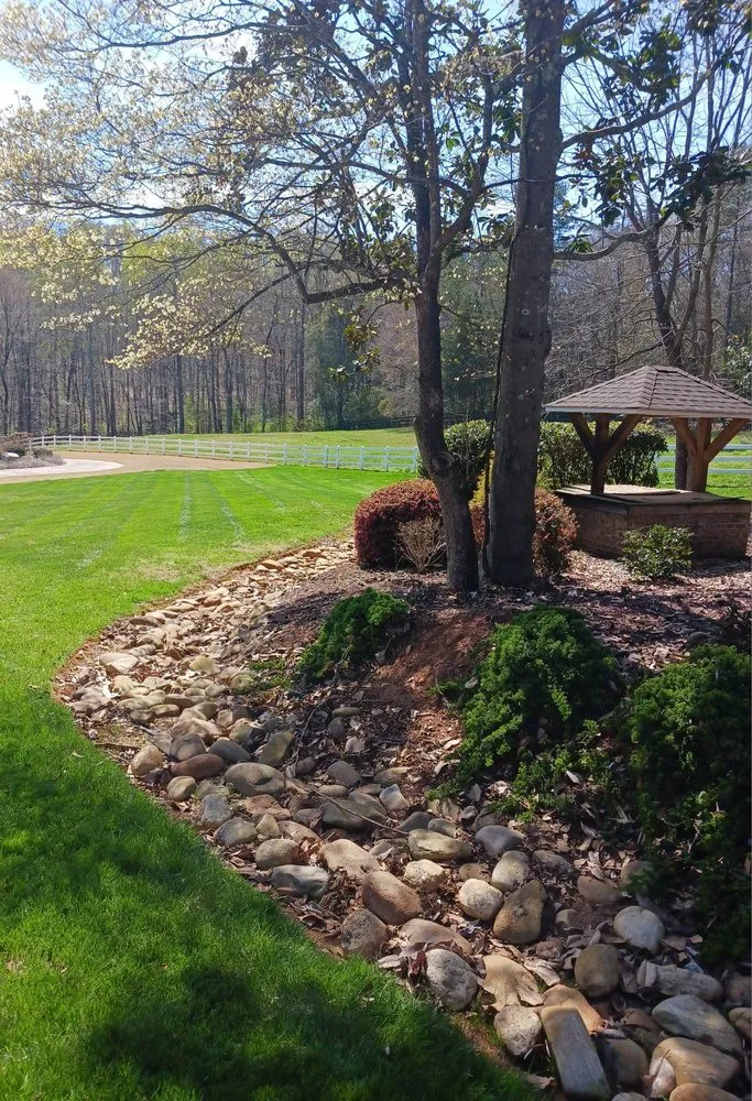 Custom yard cleanup service experts serving Kings Mountain, NC - Barber Lawn Service