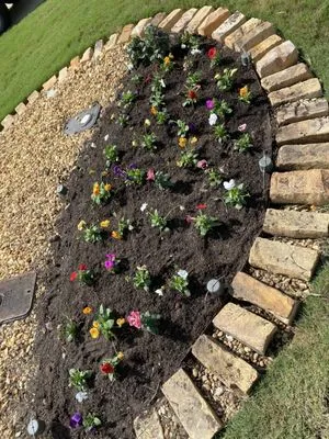 Barbis bothers landscaping Logo