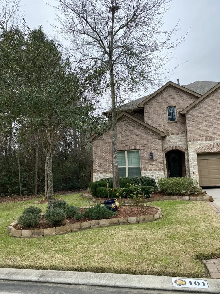 Affordable outdoor landscaping experts serving Conroe, TX - Barcenas Brothers Landscaping & Lawn Services