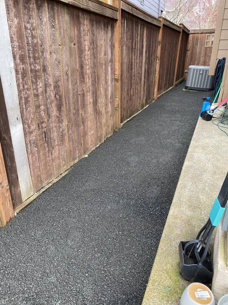 Custom lawn care service experts serving Portland, OR - Barclay's Gardens and More